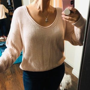 Abercrombie & Fitch Tops - ❌sold❌🤷🏼♀️Soft 100% cotton blush sweater Abercrombie & Fitch Tops - ❌sold❌🤷🏼♀️Soft 100% cotton blush sweater